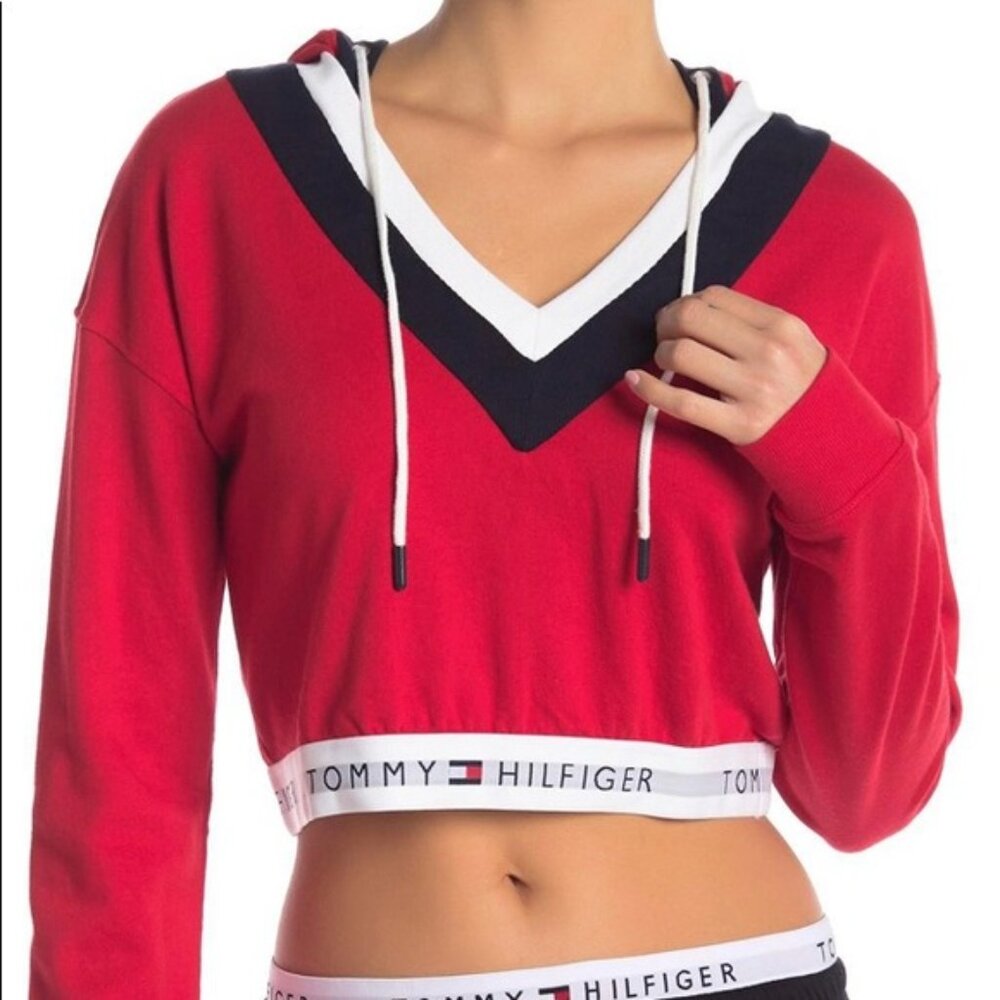Tommy Hilfiger Hoodie Womens Small Red Cropped Logo V Neck Sweatshirt‎ Pullover